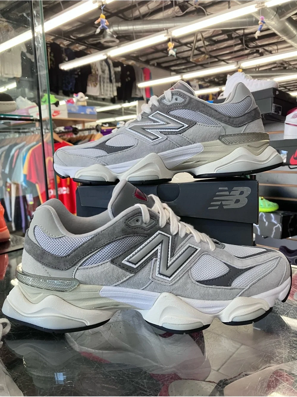 New Balance 9060 Rain Cloud Grey Size 9.5